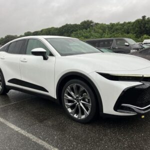 2023 Toyota Crown Crossover pearl gasoline used car Japan export