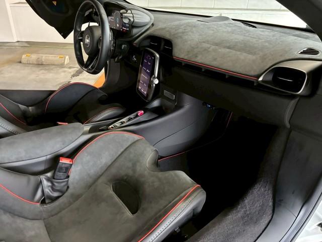 Ref:AUX-24813734 MCLAREN ARTURA 2023 2 Ref:AUX-24813734 MCLAREN ARTURA 2023 - Image 2