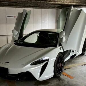 2023 Mclaren Artura white hybrid used car Japan export