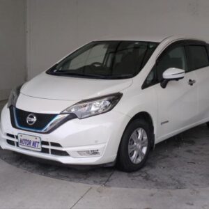 2018 Nissan Note pearl hybrid used car Japan export