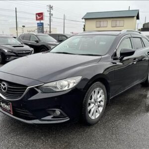 2013 Mazda Atenza Wagon black diesel used car Japan export