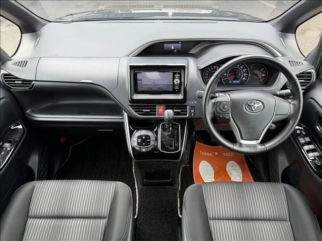 Ref:AUX-24825605 TOYOTA VOXY 2019 2 Ref:AUX-24825605 TOYOTA VOXY 2019 - Image 2