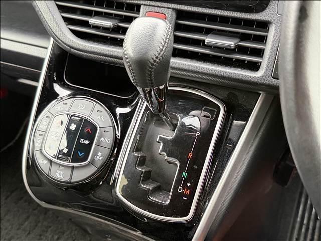 Ref:AUX-24825605 TOYOTA VOXY 2019 18 Ref:AUX-24825605 TOYOTA VOXY 2019 - Image 18