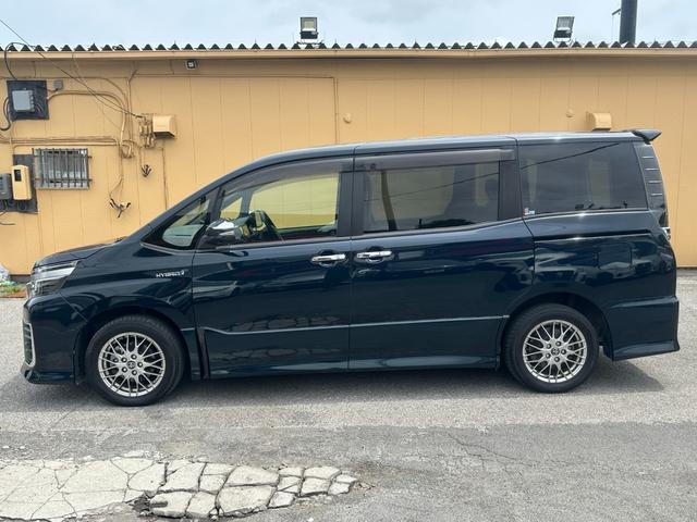 Ref:AUX-24827931 TOYOTA VOXY 2016 20 Ref:AUX-24827931 TOYOTA VOXY 2016 - Image 20