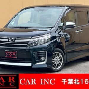 2016 Toyota Voxy black hybrid used car Japan export