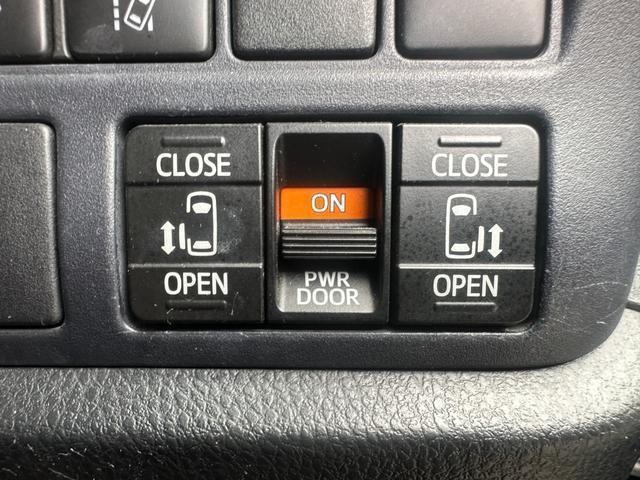 Ref:AUX-24827931 TOYOTA VOXY 2016 6 Ref:AUX-24827931 TOYOTA VOXY 2016 - Image 6