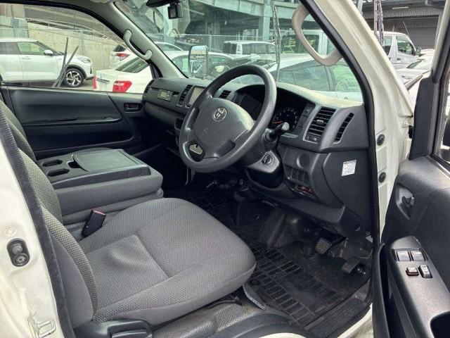 Ref:AUX-24829064 TOYOTA HIACE VAN 2015 3 Ref:AUX-24829064 TOYOTA HIACE VAN 2015 - Image 3