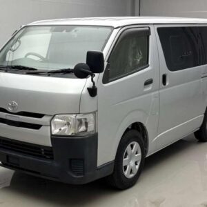 2018 Toyota Hiace Van silver diesel used car Japan export