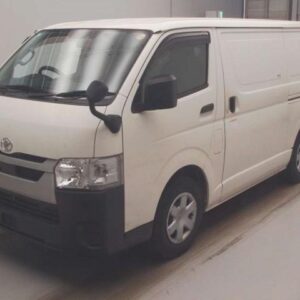 2021 Toyota Hiace Van white gasoline used car Japan export
