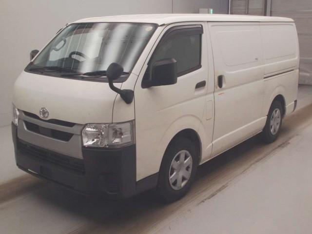 Ref:AUX-24829115 TOYOTA HIACE VAN 2021 1 2021 Toyota Hiace Van white gasoline used car Japan export