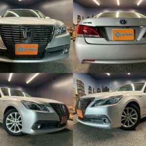 2013 Toyota Crown Hybrid silver gasoline used car Japan export