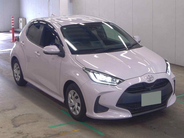 Ref:AUX-24829327 TOYOTA YARIS 2023 1 2023 Toyota Yaris pink gasoline used car Japan export