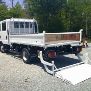 2012 Isuzu Elf Truck white diesel used car Japan export