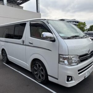 2012 Toyota Hiace Van pearl gasoline used car Japan export