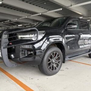 2022 Toyota Hilux black diesel used car Japan export