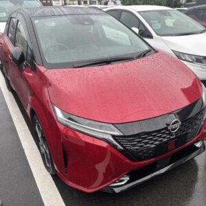 2023 Nissan Aura wine hybrid used car Japan export