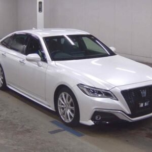 2021 Toyota Crown Hybrid pearl gasoline used car Japan export