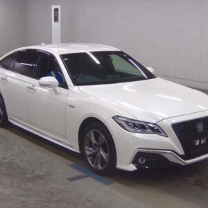 2020 Toyota Crown Hybrid pearl gasoline used car Japan export