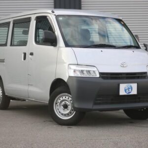 2022 Toyota Townace Van silver gasoline used car Japan export