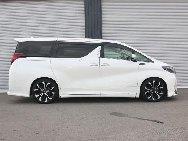 Ref:AUX-24834249 TOYOTA ALPHARD HYBRID 2021 4 Ref:AUX-24834249 TOYOTA ALPHARD HYBRID 2021 - Image 4