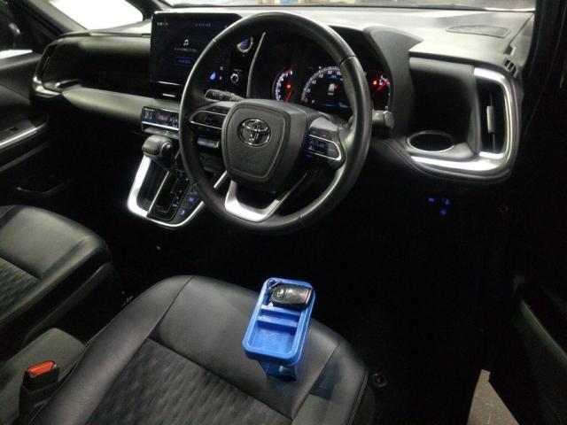 Ref:AUX-24834279 TOYOTA NOAH 2023 3 Ref:AUX-24834279 TOYOTA NOAH 2023 - Image 3