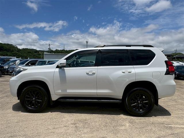 Ref:AUX-24834292 TOYOTA LAND CRUISER PRADO 2022 12 Ref:AUX-24834292 TOYOTA LAND CRUISER PRADO 2022 - Image 12