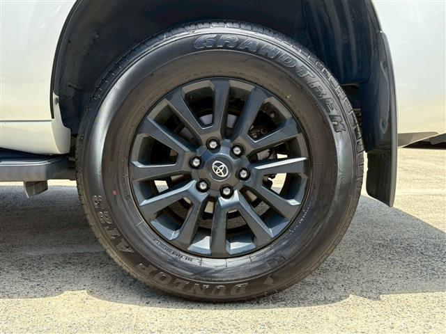 Ref:AUX-24834292 TOYOTA LAND CRUISER PRADO 2022 17 Ref:AUX-24834292 TOYOTA LAND CRUISER PRADO 2022 - Image 17