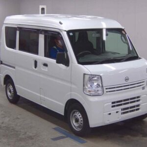 2019 Nissan Nv100Clipper Van white gasoline used car Japan export