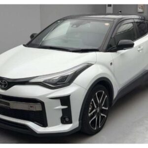 2023 Toyota C-Hr pearl gasoline used car Japan export