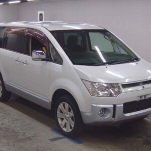 2011 Mitsubishi Delica D:5 pearl gasoline used car Japan export