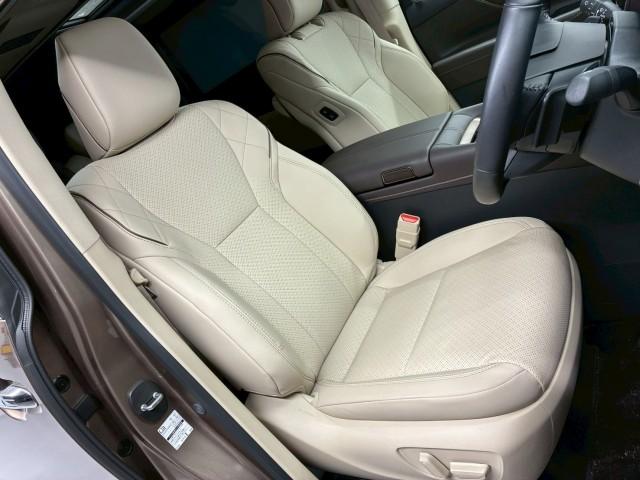 Ref:AUX-24850032 TOYOTA ALPHARD HYBRID 2024 4 Ref:AUX-24850032 TOYOTA ALPHARD HYBRID 2024 - Image 4
