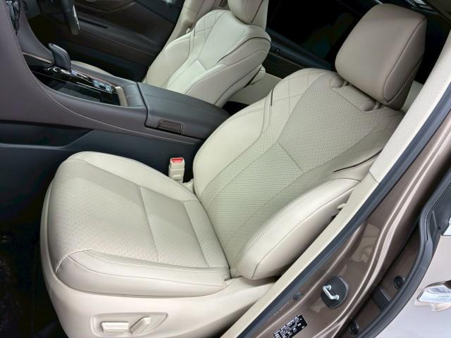 Ref:AUX-24850032 TOYOTA ALPHARD HYBRID 2024 5 Ref:AUX-24850032 TOYOTA ALPHARD HYBRID 2024 - Image 5