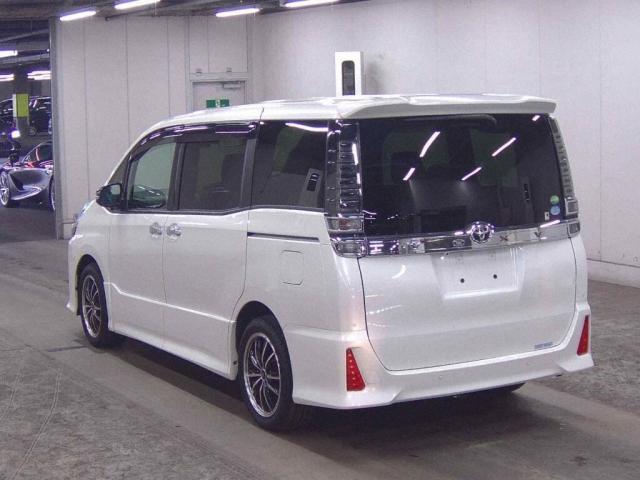 Ref:AUX-24850140 TOYOTA VOXY 2019 2 Ref:AUX-24850140 TOYOTA VOXY 2019 - Image 2