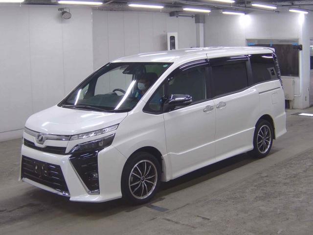 Ref:AUX-24850140 TOYOTA VOXY 2019 4 Ref:AUX-24850140 TOYOTA VOXY 2019 - Image 4