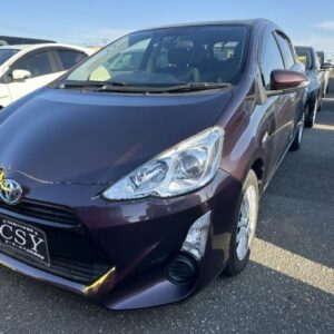 2016 Toyota Aqua purple gasoline used car Japan export