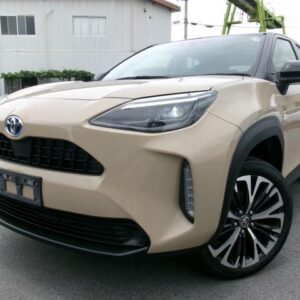 2022 Toyota Yaris Cross tea hybrid used car Japan export