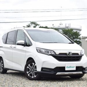 2021 Honda Freed Plus pearl gasoline used car Japan export