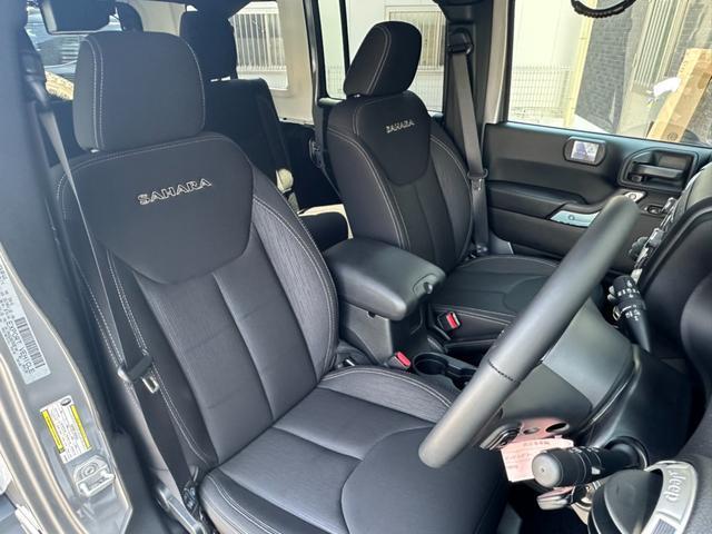 Ref:AUX-24865303 CHRYSLER JEEP JEEP WRANGLER UNLIMITED 2017 4 Ref:AUX-24865303 CHRYSLER JEEP JEEP WRANGLER UNLIMITED 2017 - Image 4