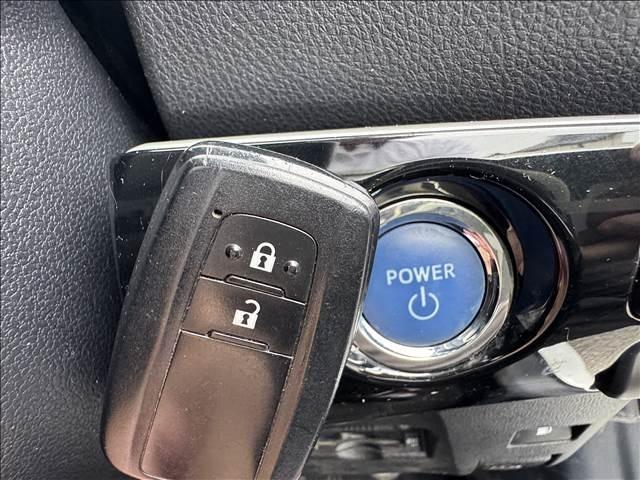Ref:AUX-24866580 TOYOTA PRIUS 2018 17 Ref:AUX-24866580 TOYOTA PRIUS 2018 - Image 17