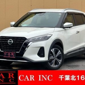 2020 Nissan Kicks pearl hybrid used car Japan export