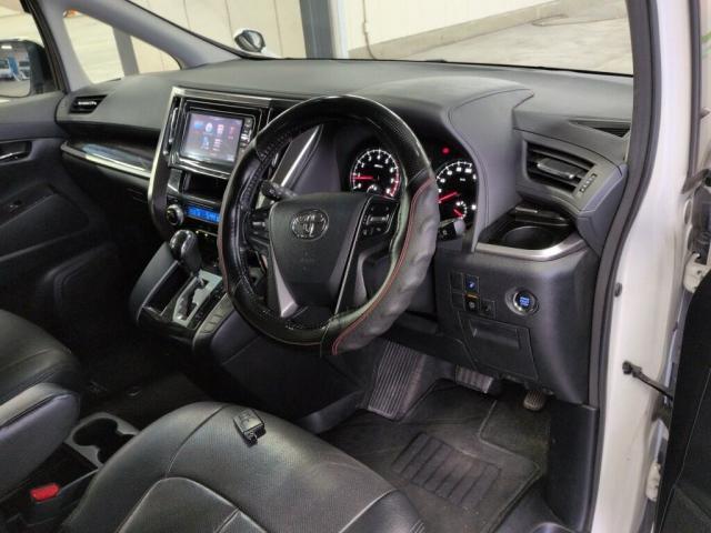Ref:AUX-24869921 TOYOTA VELLFIRE 2016 3 Ref:AUX-24869921 TOYOTA VELLFIRE 2016 - Image 3