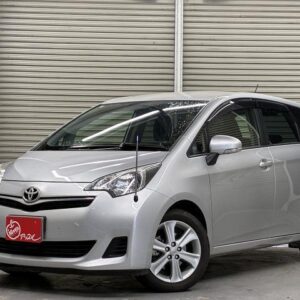 2012 Toyota Ractis silver gasoline used car Japan export