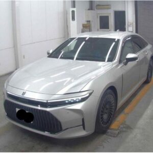 2025 Toyota Crown silver gasoline used car Japan export