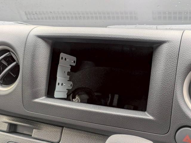 Ref:AUX-24870502 NISSAN CARAVAN 2026 4 Ref:AUX-24870502 NISSAN CARAVAN 2026 - Image 4