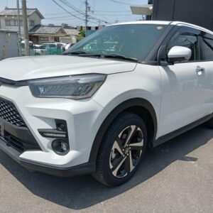 2025 Toyota Raize pearl gasoline used car Japan export