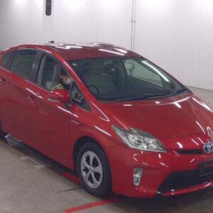 2013 Toyota Prius red gasoline used car Japan export