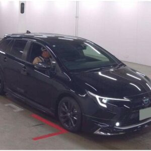 2024 Toyota Corolla Touring black gasoline used car Japan export