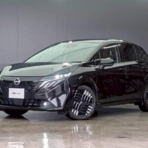 2026 Nissan Aura black hybrid used car Japan export