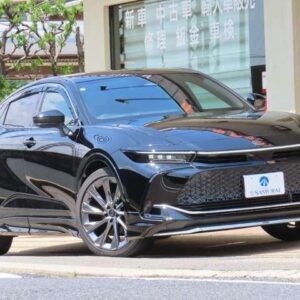 2023 Toyota Crown Crossover black hybrid used car Japan export