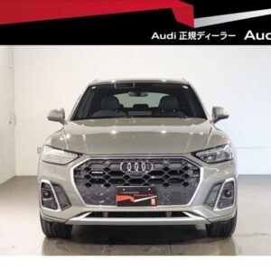 2025 Audi Q5 gray hybrid used car Japan export